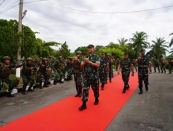 Danrem 022/PT Dampingi Pangdam I/BB Beri Pengarahan kepada Personel Satgas Pamtas RI–PNG