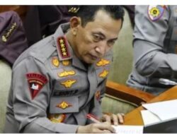 Draf RUU Kepolisian Tentang Usulan Perubahan Batas Usia Pensiun Anggota Kepolisian