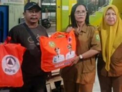 BPBD Kota Medan Salurkan Bansos Korban Angin Puting Beliung di Kecamatan Medan Denai