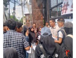 Mahasiswa Demo Kejatisu Minta Walikota Pematang siantar Diperiksa
