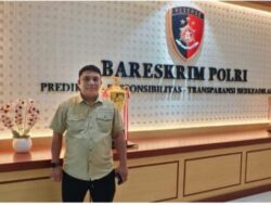 Tokoh Pemuda Delitua, Sastra Sembiring, Desak Bupati Deliserdang Asri Ludin Tambunan ,Mundur dari jabatannya karena Pernyataannya soal Perbaikan Jalan Rusak Buat Sakit Hati Rakyat