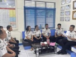 Kepala Rumah Tahanan Negara  Kelas IIB Tarutung Evan Yudha Putra Sembiring Beri Pengarahan kepada Kepala Subseksi Pelayanan Tahanan  beserta jajaran staf untuk lakukan Peningkatan Pelayanan kepada Warga Binaan