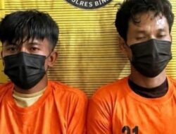 Satres Narkoba Polres Binjai Tangkap dua pria diduga pengedar narkotika jenis sabu melalui operasi penyamaran  di Jalan Letjen Umar Baki, Kelurahan Limau Sundai, Kecamatan Binjai Barat