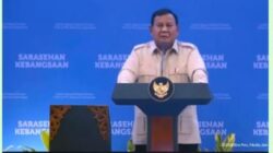Presiden Republik Indonesia, Prabowo Subianto, sorotan setelah secara langsung meminta awak media untuk Tinggalkan ruangan saat dirinya Pidato