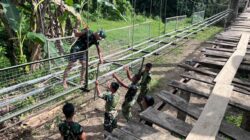 Progres 66 Persen, Satgas Bakti TNI Percepat Pembangunan Jembatan Gantung Sungai Sowu