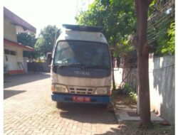 Mati Pajak 2020, Aset Negara Kendaraan Dinas Milik Pemkot Depok Terbengkalai di Balai Rakyat Desa