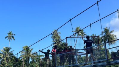 Bakti TNI Percepat Pembangunan Jembatan Gantung Idanoho, Akses Dua Desa di Nias Selatan Segera Pulih
