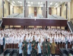 Komandan Korem 031/Wira Bima Brigjen TNI Dr. Agustatius Sitepu, S.Sos.,M.Si.,M.Han Berikan Lembekalan kepada Mahasiswa baru dalam rangka Pengenalan Kehidupan Kampus