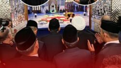 Pemerintah Indonesia termasuk Menteri Luar Negeri Sugiono, Ketua MPR Ahmad Muzani, Ketua PP Muhammadiyah Syafiq A. Mughni hingga Ketua Umum PBNU Yahya Cholil Staquf bertakziah ke Makam Mendiang Pemimpin Tertinggi Iran, Ayatollah Ali Khamenei