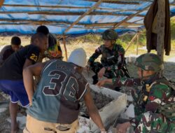 Bukan Batu yang  Satukan kita tapi Kasih” Satgas Yonif 645/GTY Pos Kurima Laksanakan Gotong Royong  Pembangunan Klasis di Tanah Papua