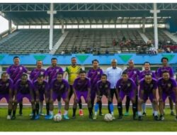 Dinas Pendidikan dan Kebudayaan Kota Medan Gelar Laga Persahabatan Sepak bola  Komando Distrik Militer 0201/Medan di Stadion Universitas Negeri Medan