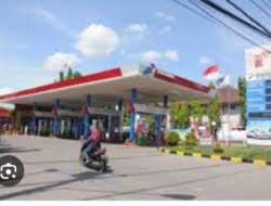 Tim Patroli Polresta Deli Serdang  Lakukan Pengawalan terhadap mobil tangki Pertamina Suplai di setiap SPBU berada wilayah Deli Serdang