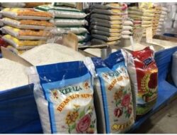 Beranda  News  Prabowo Indonesia Swasembada Beras, Stok Melimpah Harusnya Harga Murah