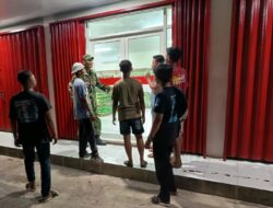 Patroli Malam Koramil Purwantoro, TNI dan Warga Bersinergi Jaga Koperasi Merah Putih Tetap Aman