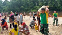 Kerja Bakti untuk Kurima Sehat, Satgas Yonif 645/GTY Pos Kurima Laksanakan Kerja Bakti di Kampung Obolma Distrik Kurima