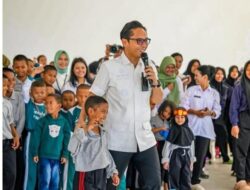 Wali Kota Medan Tinjau pelaksanaan Sekolah Rakyat Tahap II di Kecamatan Medan Tuntungan, didampingi Kepala Dinas Pendidikan dan Kebudayaan Kota Medan
