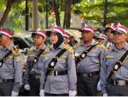 Satpol PP Bekasi Gelar lomba Peraturan Baris Berbaris Satlinmas Tingkat Kota Sambut HUT RI ke 81