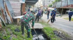 Wali Kota Medan Kerahkan Jajaran Gotong Royong Bersihkan Parit Jalan Taduan Dari Sedimentasi Tebal