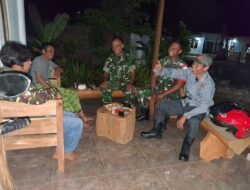 Patroli Malam Babinsa Paranggupito Perkuat Sinergitas dengan Tokoh Masyarakat