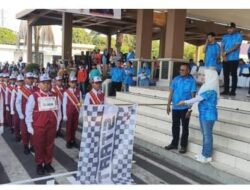 Atraksi Unik Warnai Gerak Jalan HUT RI di Prabumulih, Diikuti 220 Tim Pelajar,Wako: Jaga Sportivitas, Tunjukkan Kemampuan Terbaik