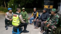 Babinsa Koramil 11/Manyaran Laksanakan Patroli Malam Bersama