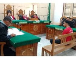 Muhammad Rafi alias Rafi bin Syeh Umar (30) warga asal Aceh, dituntut 10 tahun penjara dalam Perkara Penerimaan Narkotika jenis Etomidate seberat 1.308 gram