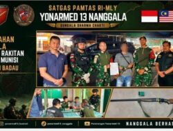 Satgas Pamtas RI-Malaysia Yonarmed 13/Nanggala/1/1 Kostrad bersama Bea Cukai Nanga Badau  Gelar kegiatan sweeping gabungan di wilayah Kecamatan Badau, Kabupaten Kapuas Hulu