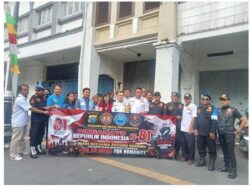 Koloborasi Pokdar Kamtibmas Dan BNN Gelar Kegiatan Bagi bagi Bendera dan Stiker Anti Narkoba