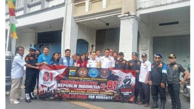 Koloborasi Pokdar Kamtibmas Dan BNN Gelar Kegiatan Bagi bagi Bendera dan Stiker Anti Narkoba