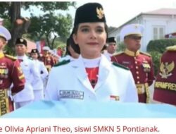 Tampil Memukau di Istana Merdeka, Siswi SMKN 5 Pontianak Celine Olivia Apriani Theo Sukses Emban Tugas Pembawa Baki Bendera Pusaka
