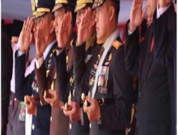 Gubernur Riau Ir. S.F. Hariyanto, M.T. bertindak sebagai Inspektur Upacara Peringati HUT 81 RI