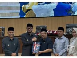 Dewan Perwakilan Rakyat Daerah (DPRD) Kabupaten Bandung Barat (KBB) Resmi Tetapkan Pembentukan Panitia Khusus (Pansus) XI dan Pansus XII melalui Rapat Paripurna