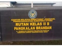 Rutan Pangkalan Brandan Evaluasi Kinerja, Pegawai Teladan Juli-Agustus Diberi Penghargaan
