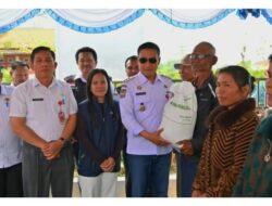 Bupati Humbang Hasundutan Oloan Paniaran Nababan Ingatkan Penerima Bantuan Pangan agar tidak Diperjualbelikan beras Bantuan Pemerintah