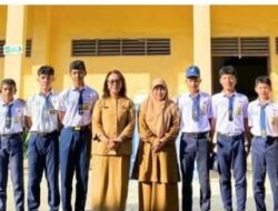 Tujuh Siswa SMPN 34 Medan Sabet Juara II Piala Wali Kota Pertandingan Sepakbola Antar Medan Maimun