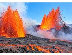 Puncak Kilauea  Hawaii Menyemburkan Larva, Episode Baru Mengintai