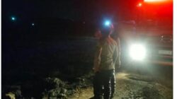 Polsek Bahodopi Padamkan Kebakaran Lahan di Bahomakmur
