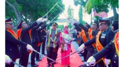Gelar Tradisi Pedang Pora Iringi Langkah AKBP Zaldy Kurniawan Sebagai Kapolres Lampung Tengah