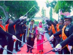Gelar Tradisi Pedang Pora Iringi Langkah AKBP Zaldy Kurniawan Sebagai Kapolres Lampung Tengah